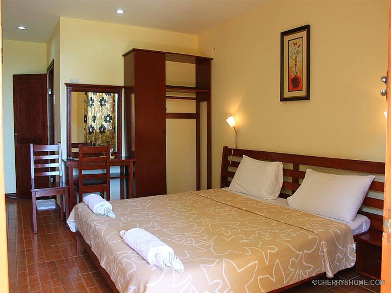 Cherrys @ Home Too Inland Resort