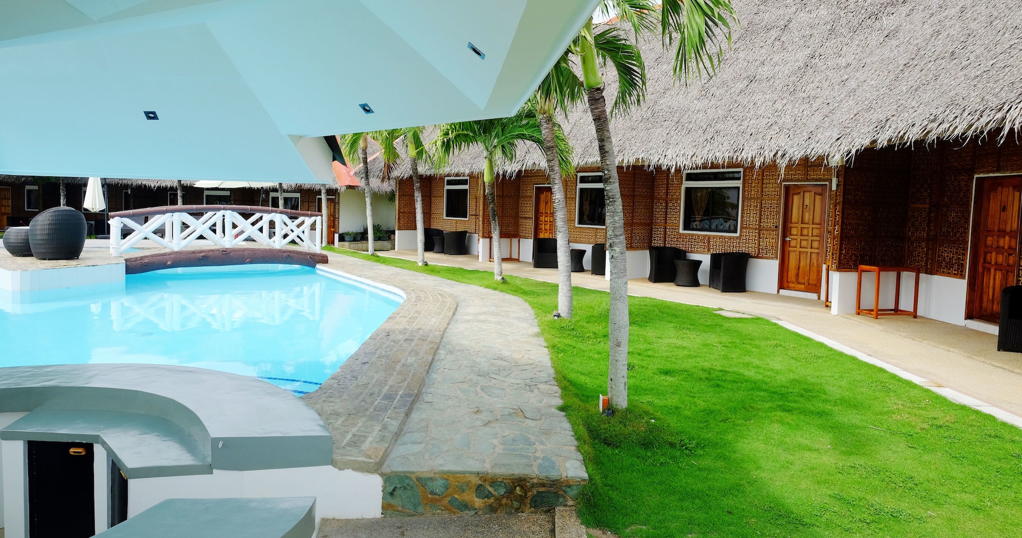 Cliffside Resort
