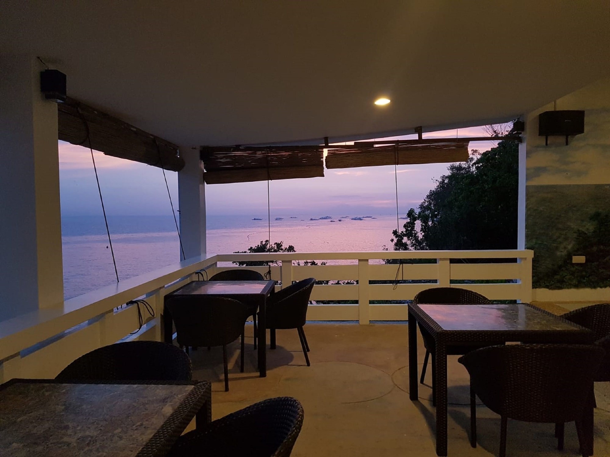Cliffside Resort