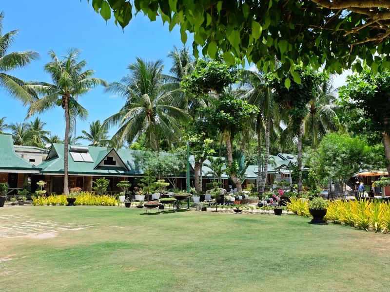 Dumaluan Beach Resort