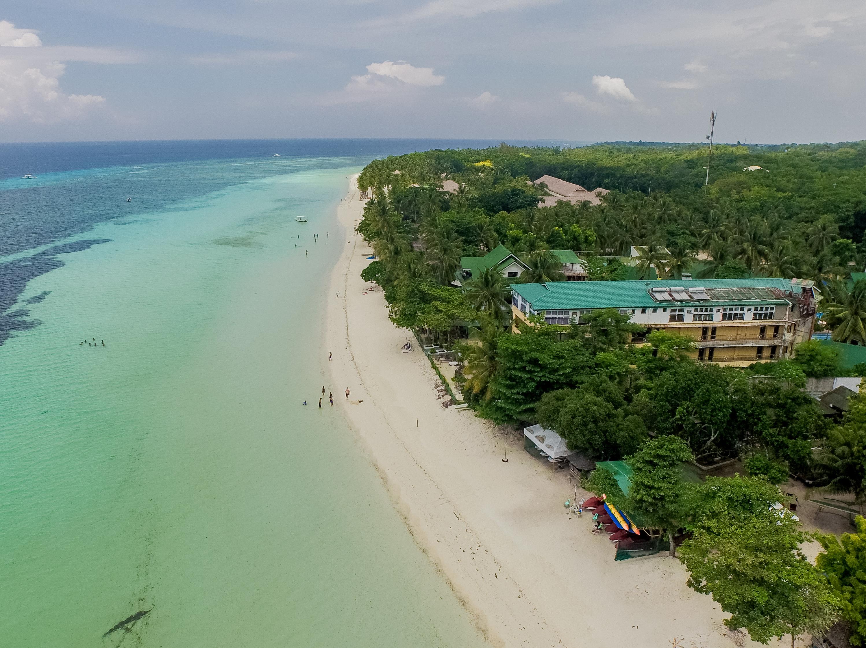 Dumaluan Beach Resort