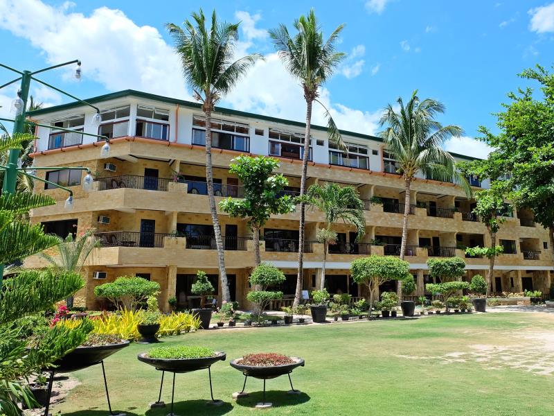 Dumaluan Beach Resort