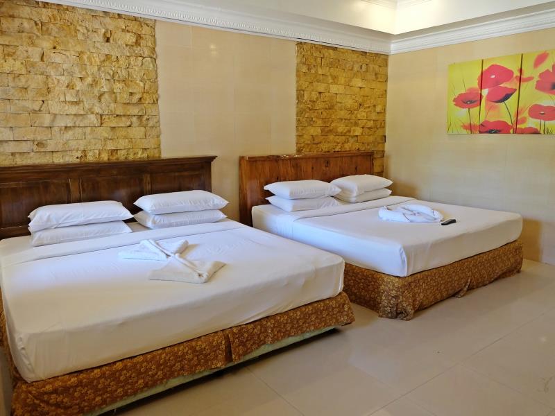 Dumaluan Beach Resort