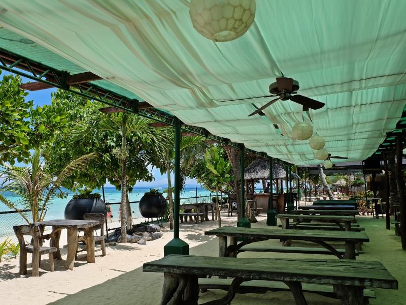 Dumaluan Beach Resort