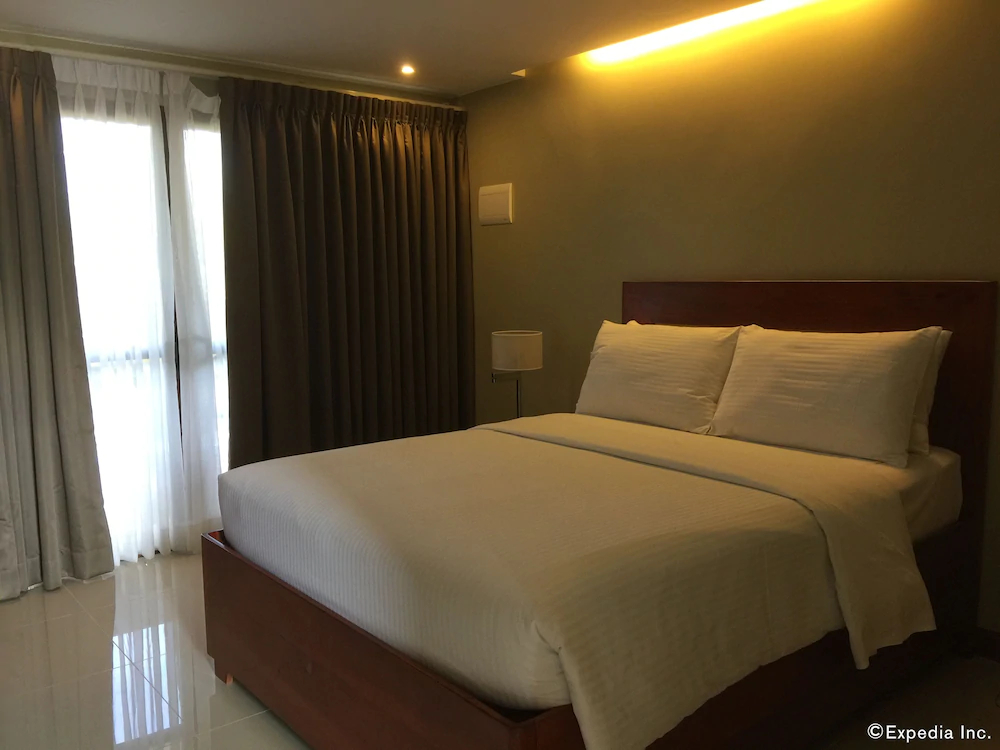 Golden Palm Resort