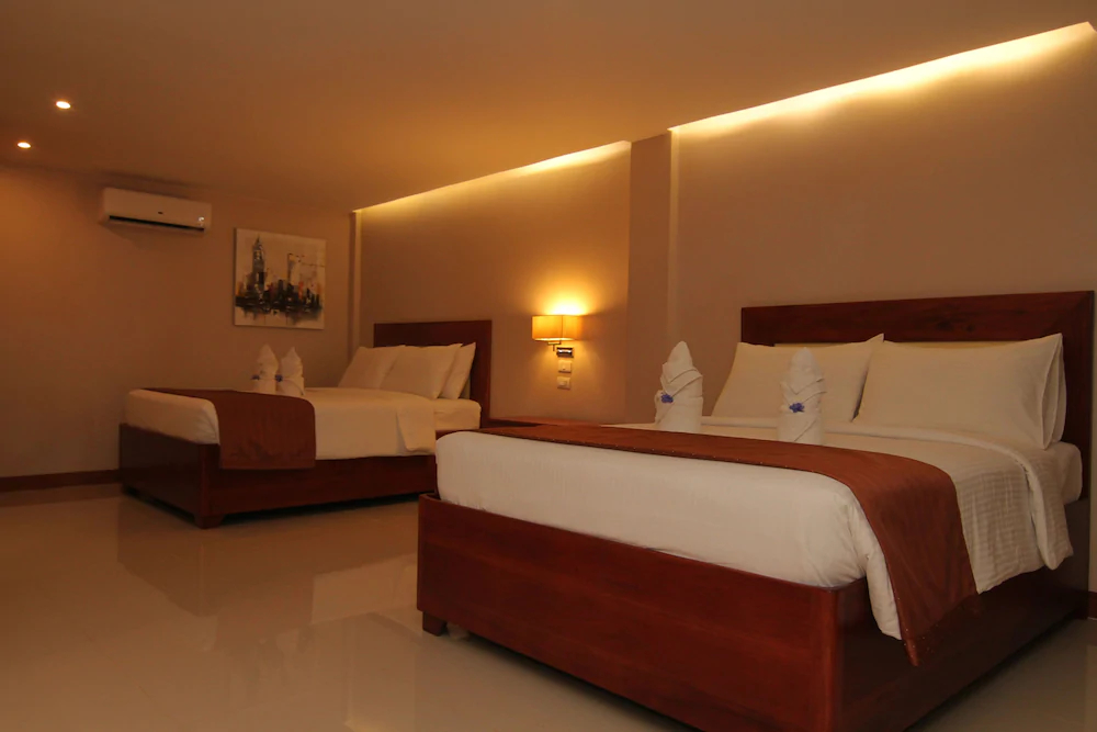 Golden Palm Resort