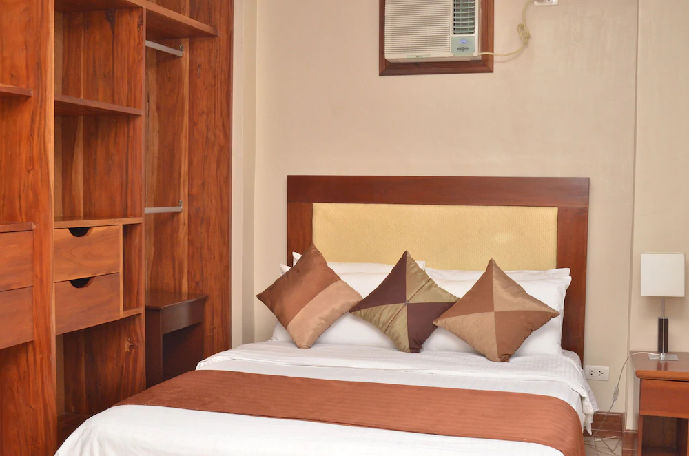 Golden Palm Resort