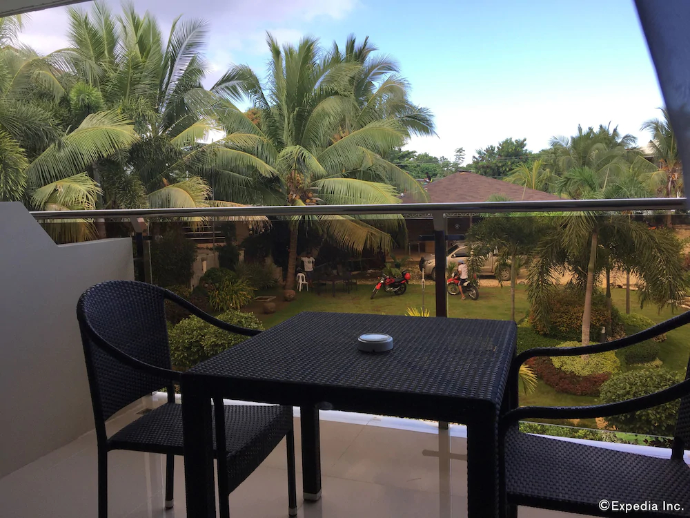Golden Palm Resort