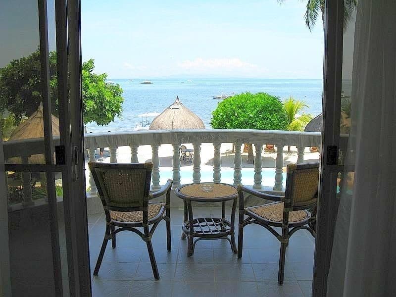 Linaw Beach Resort