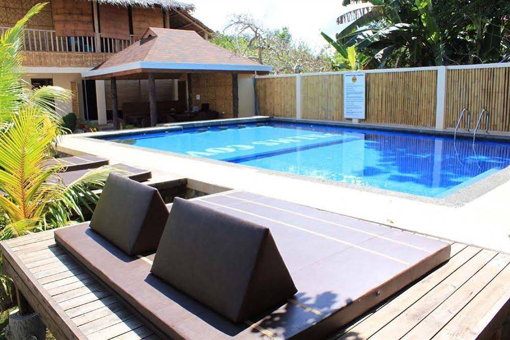 Palms Cove Resort