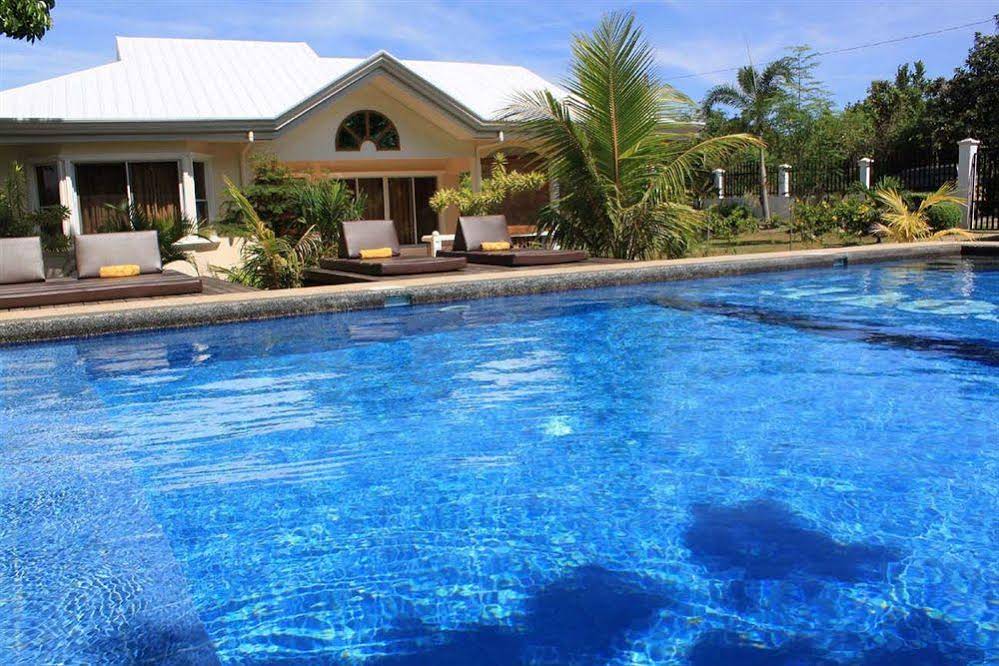 Palms Cove Resort
