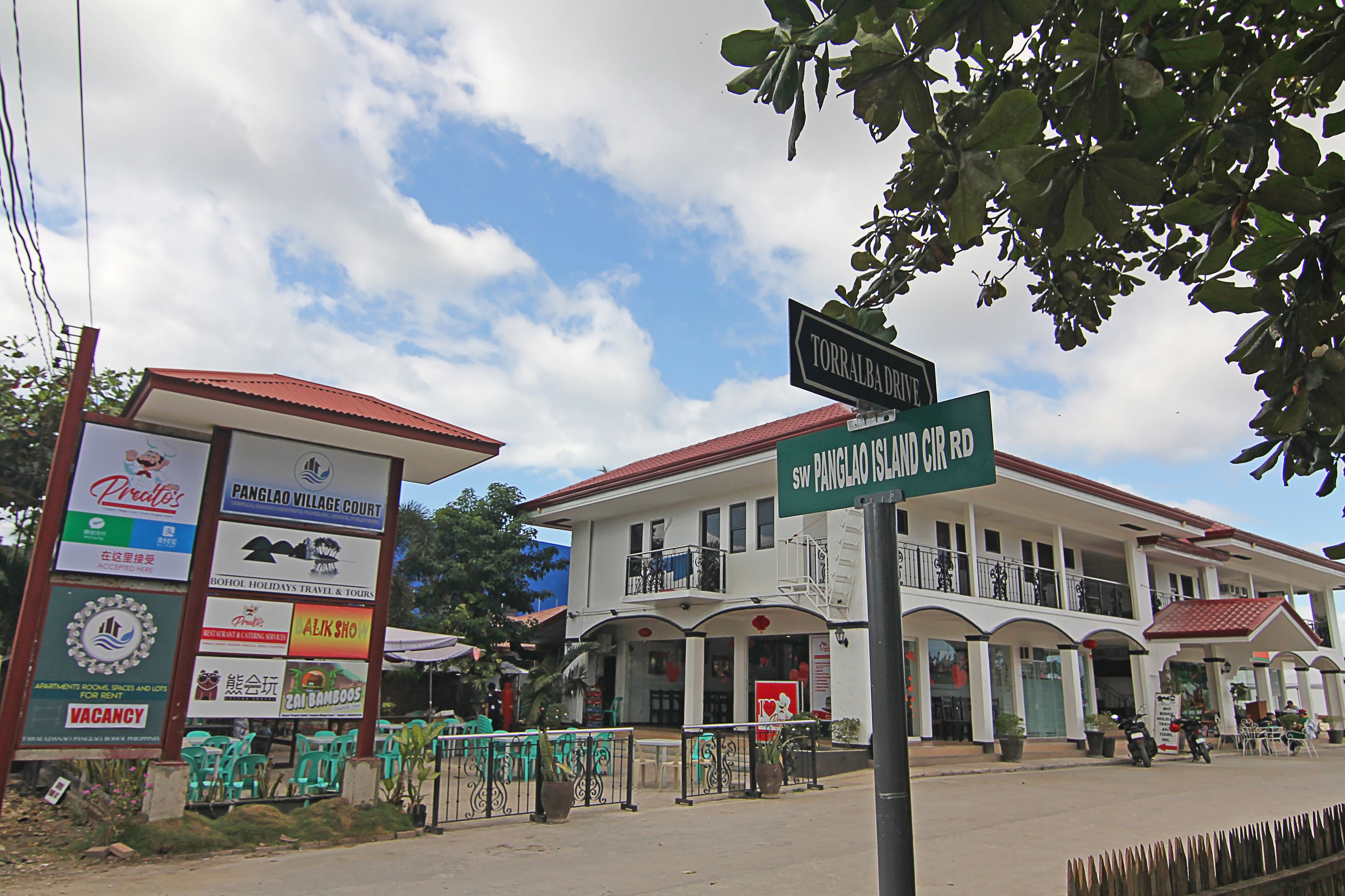 Panglao Village Court Apartments