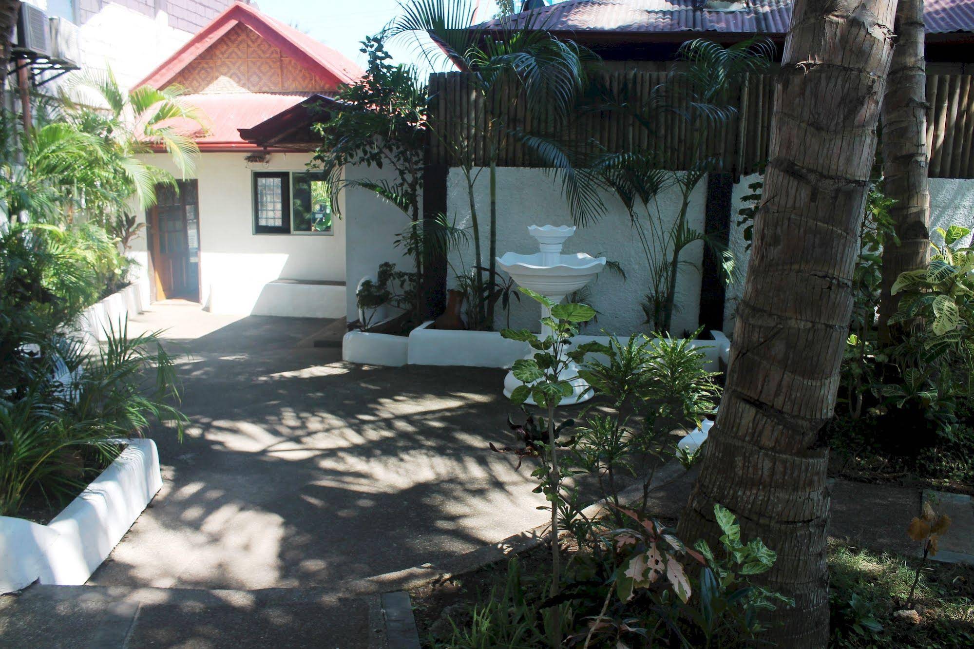 Paragayo Resort