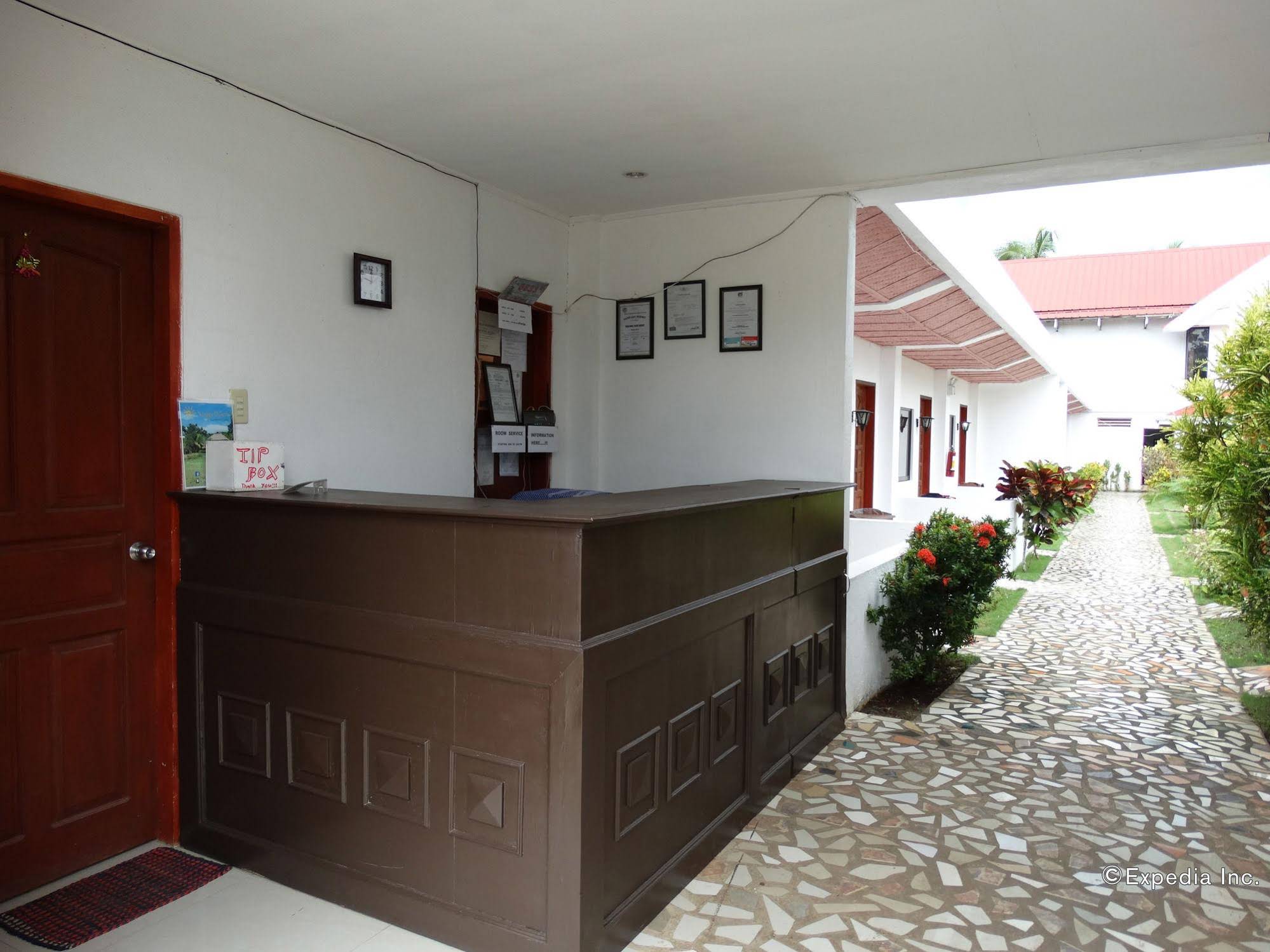 Roberto's Resort