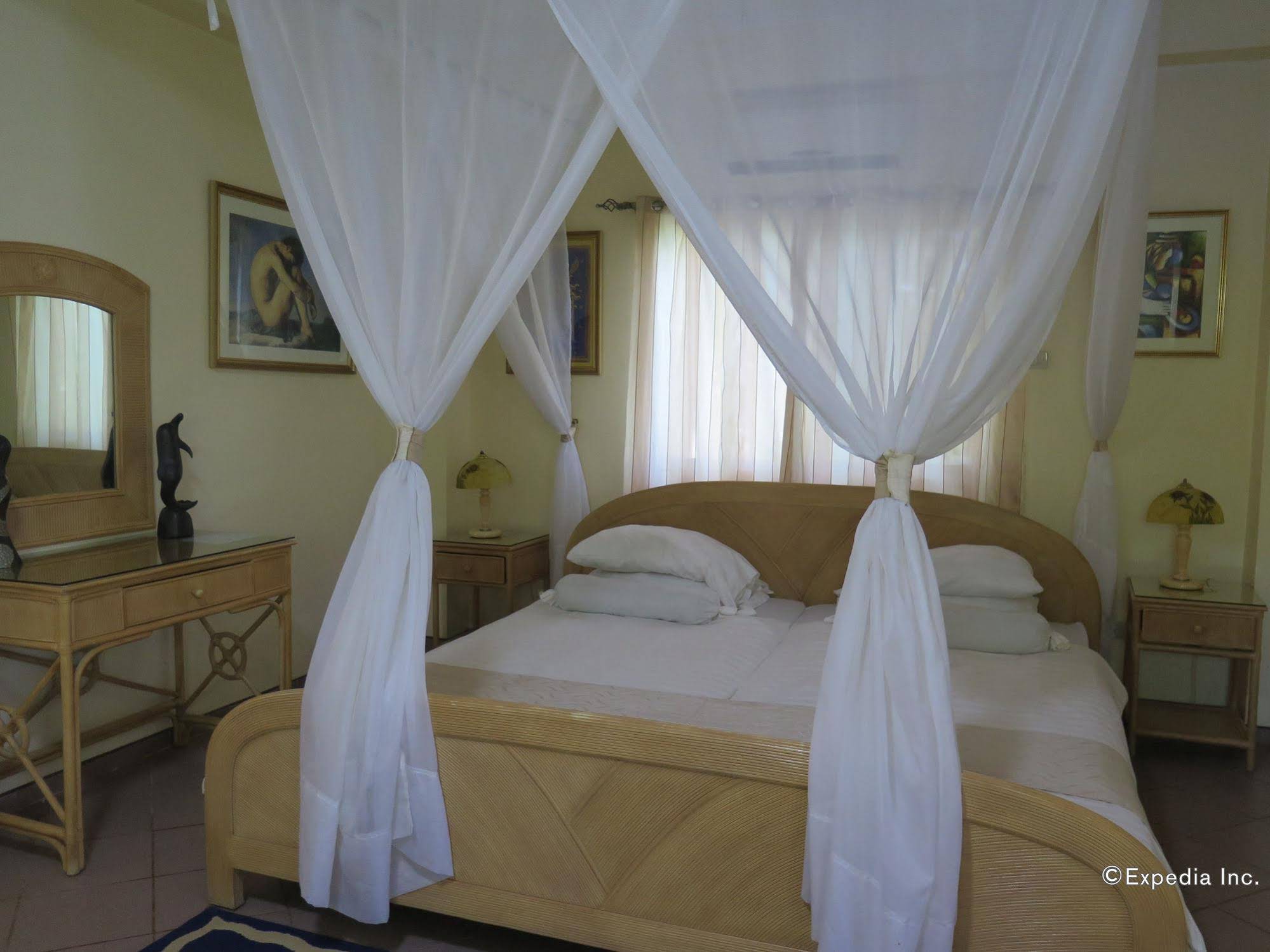 Sun Apartelle Hotel
