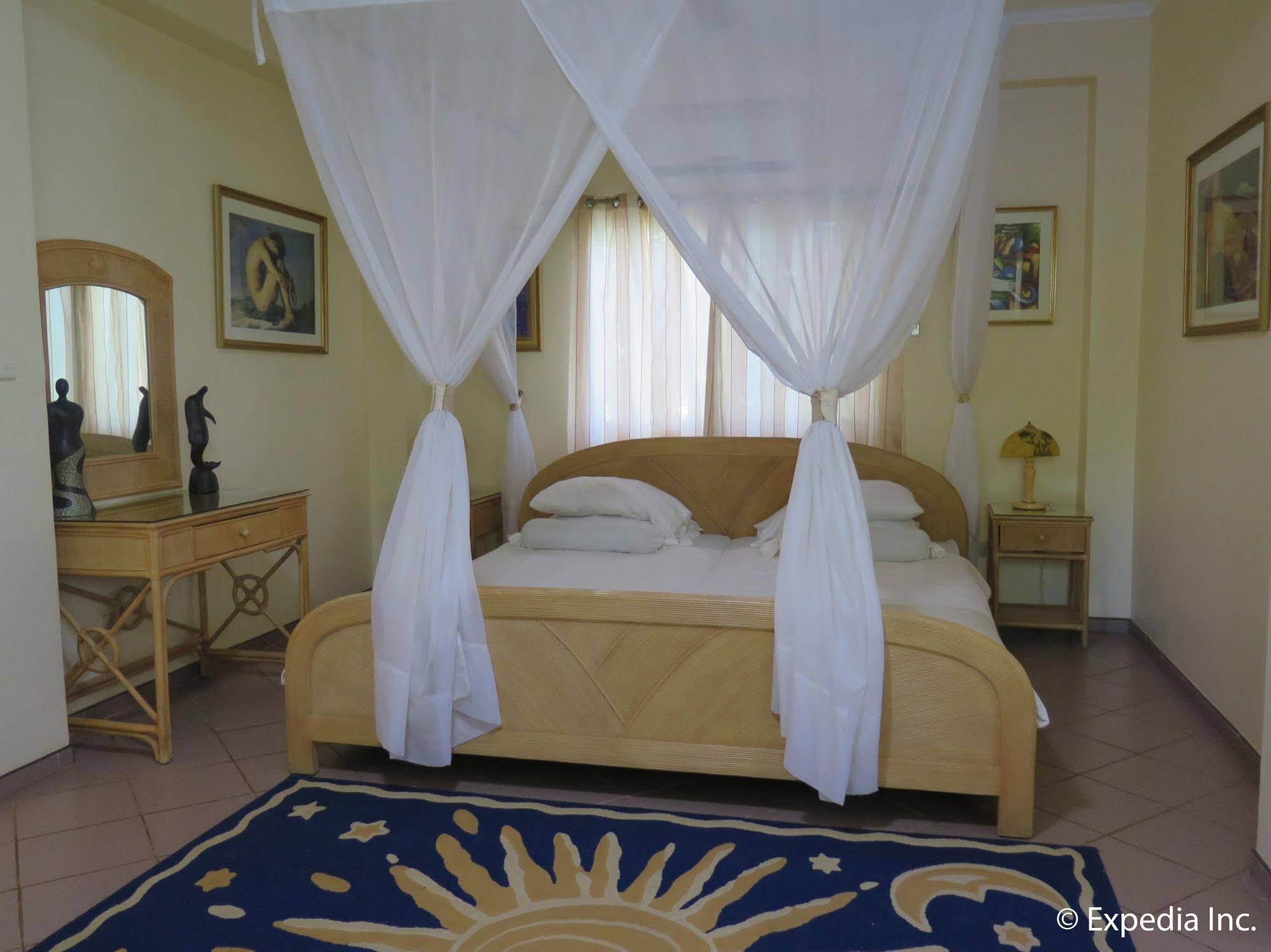 Sun Apartelle Hotel