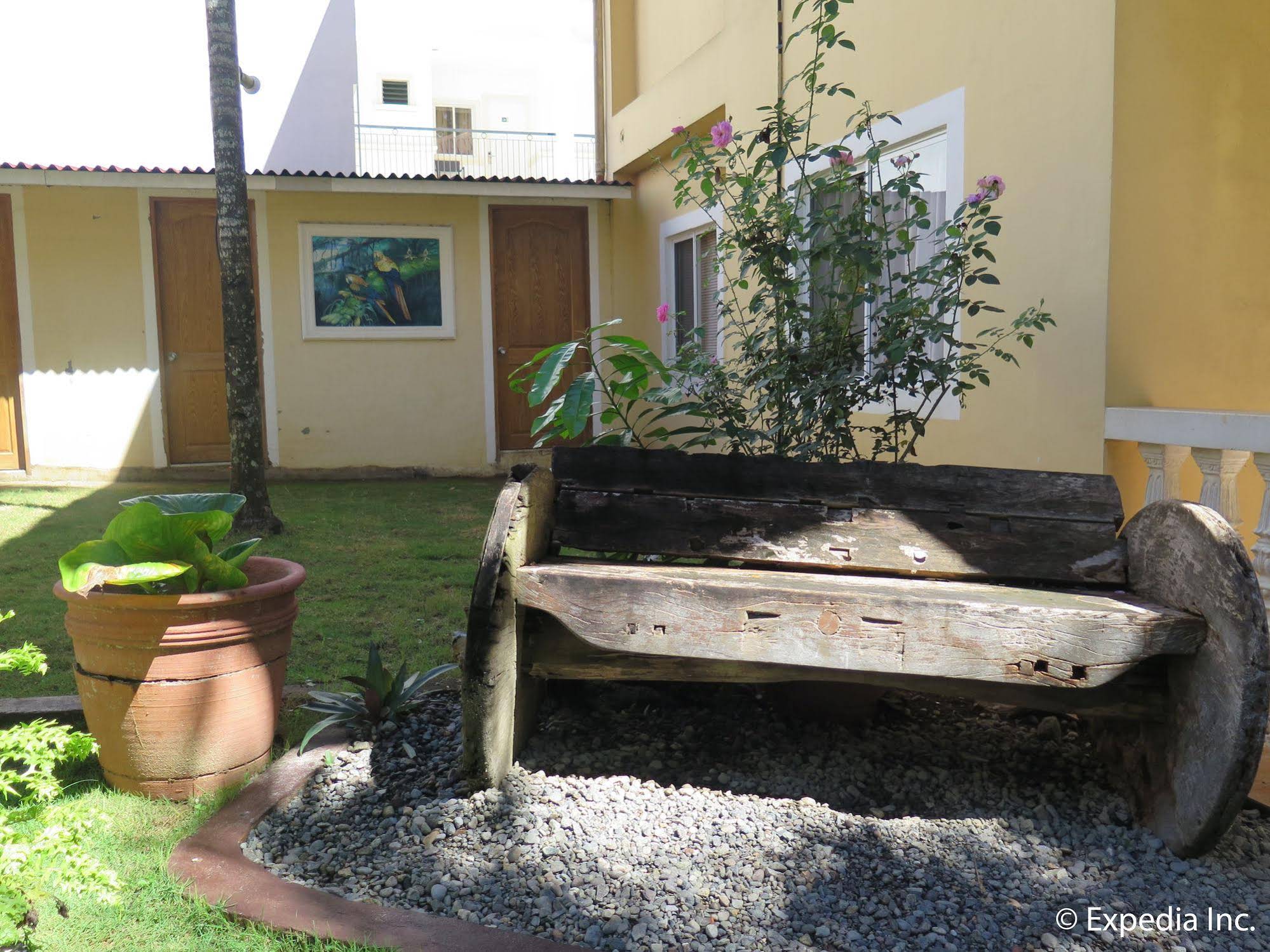 Sun Apartelle Hotel