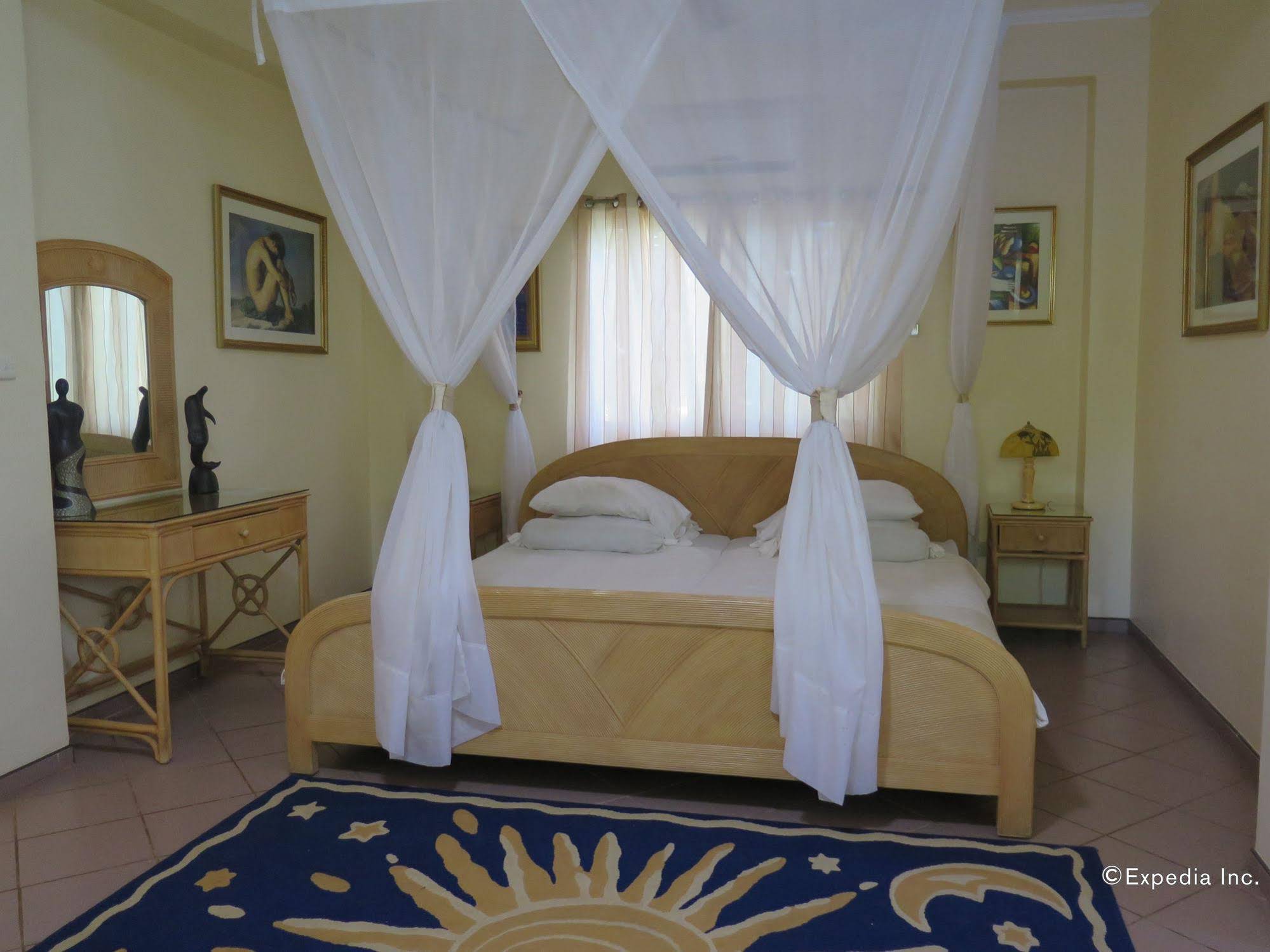 Sun Apartelle Hotel