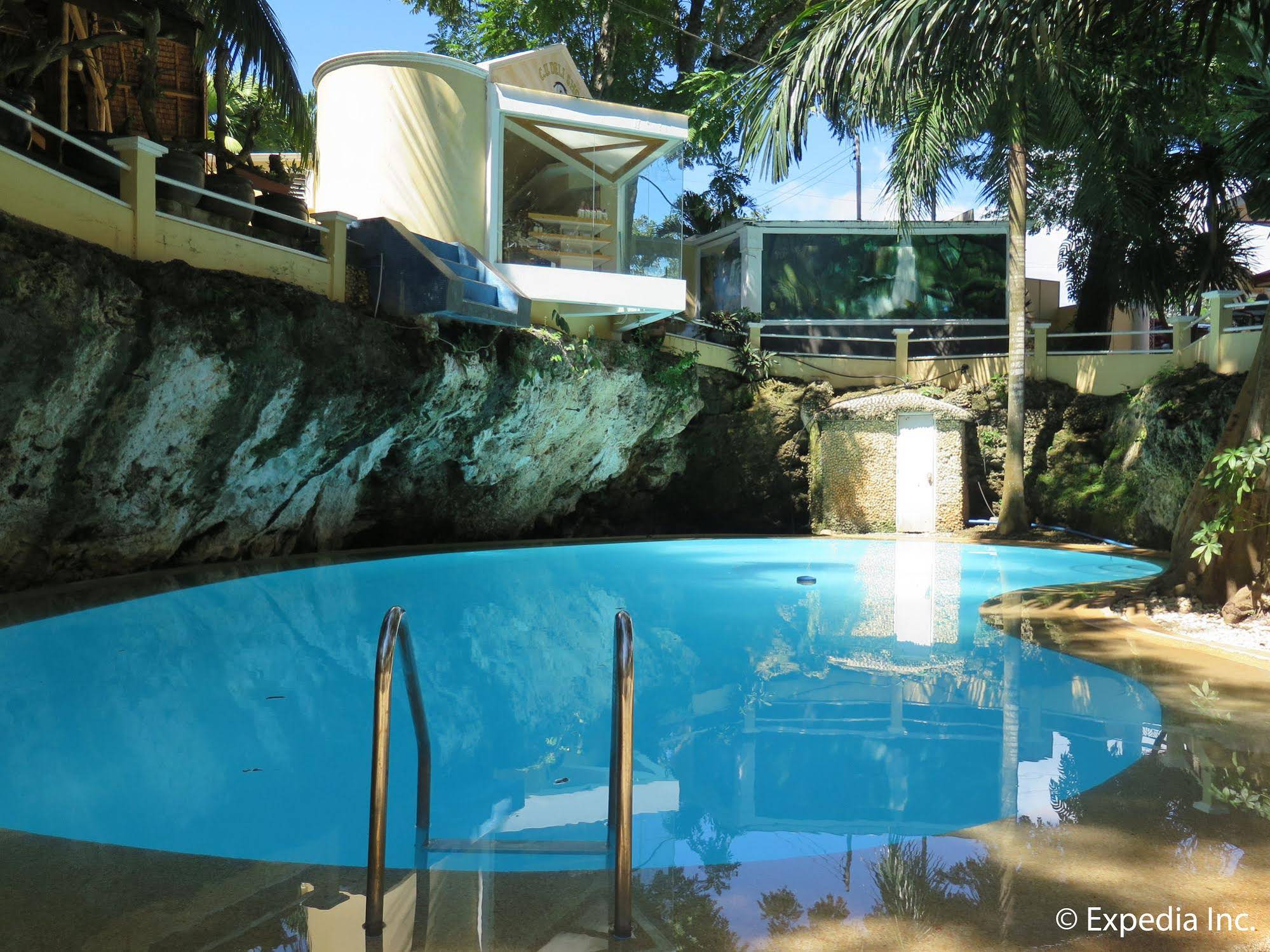 Sun Apartelle Hotel