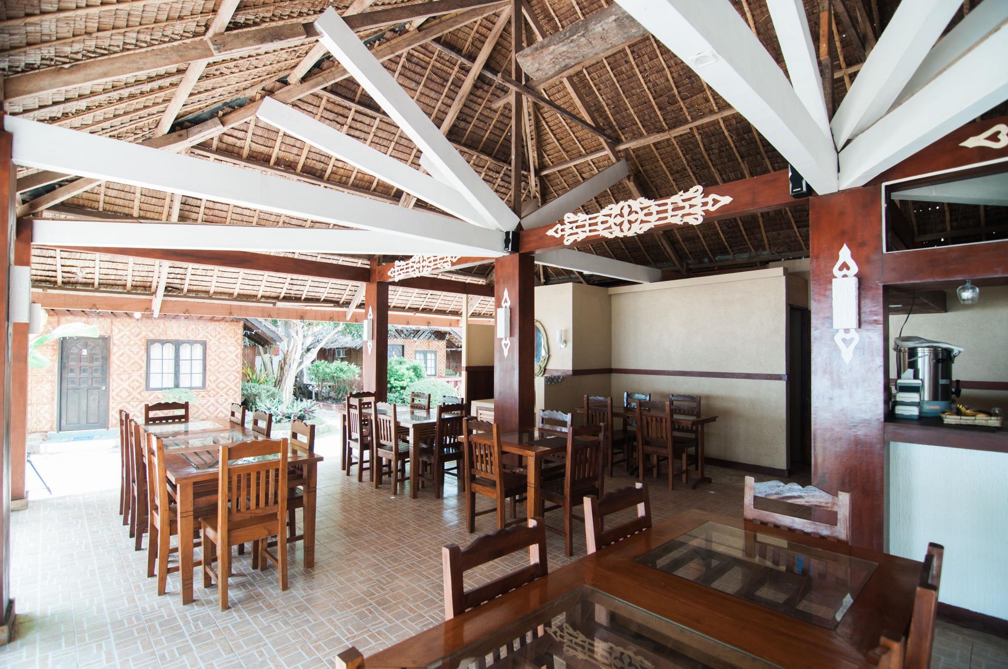 Whites and Greens Beach Resort