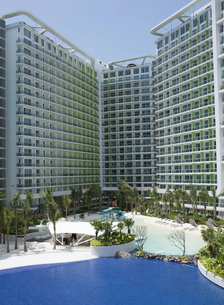 Azure Urban Resort Residences by Siglo Suites