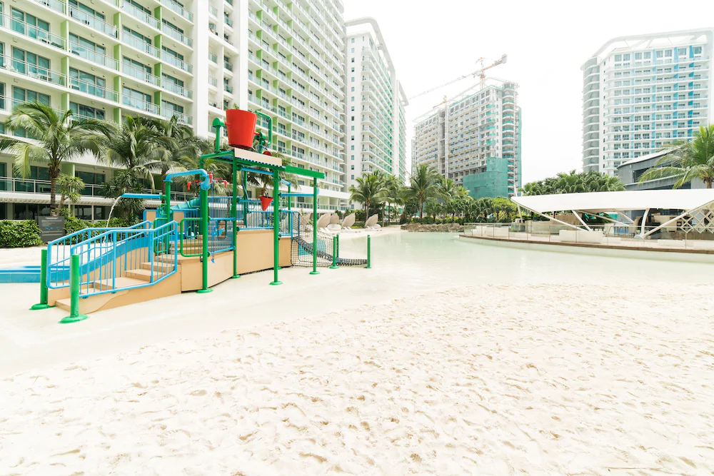 Azure Urban Resort Residences by Siglo Suites