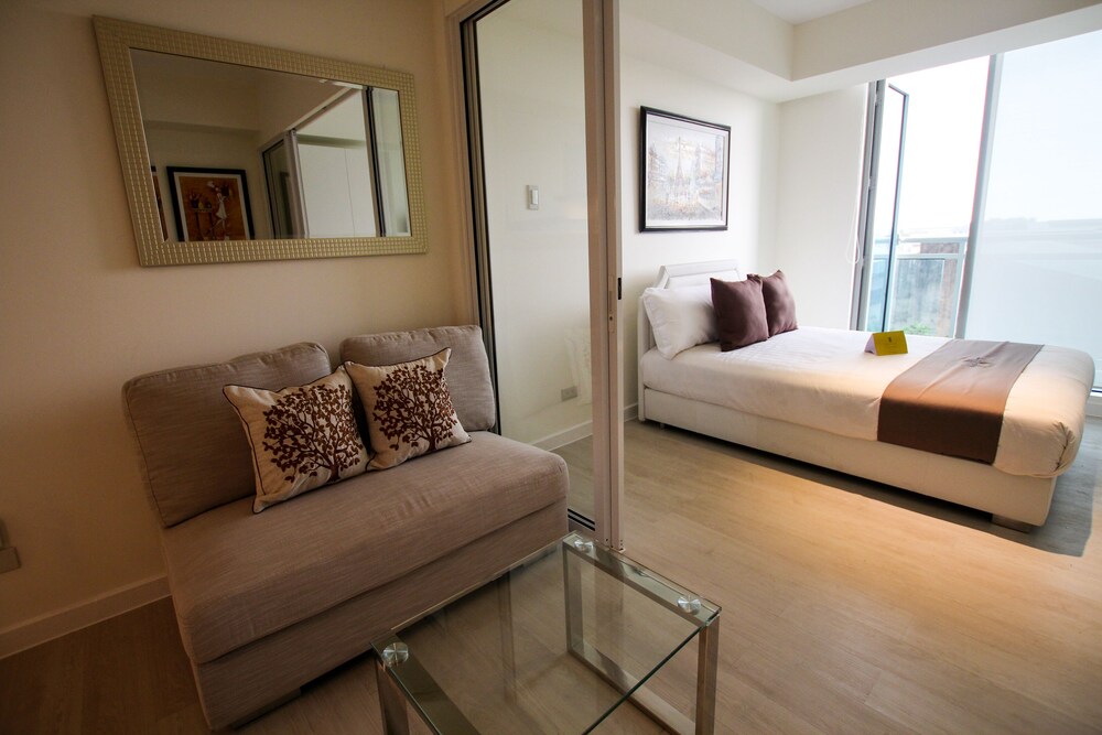 Azure Urban Resort Residences by Siglo Suites