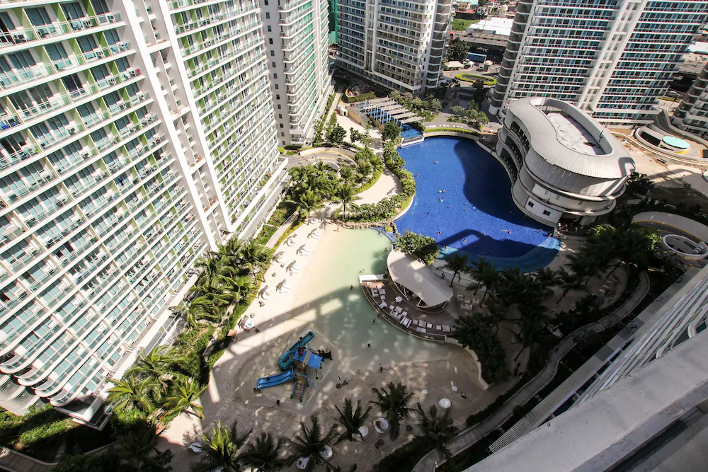 Azure Urban Resort Residences by Siglo Suites