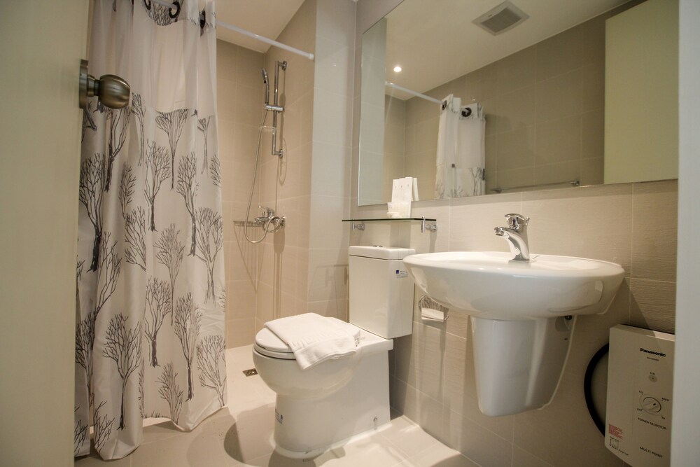 Azure Urban Resort Residences by Siglo Suites