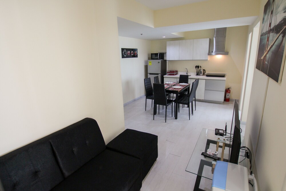 Azure Urban Resort Residences by Siglo Suites