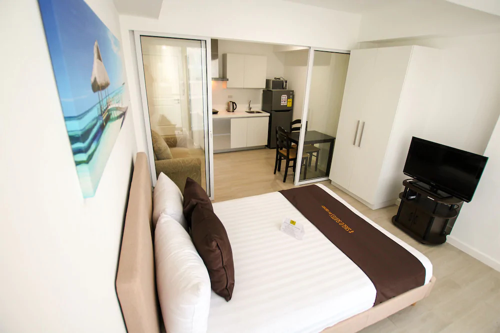 Azure Urban Resort Residences by Siglo Suites