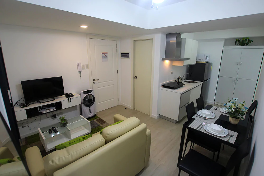 Azure Urban Resort Residences by Siglo Suites