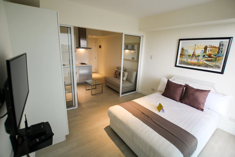 Azure Urban Resort Residences by Siglo Suites