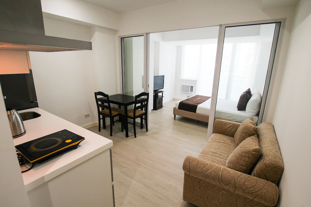 Azure Urban Resort Residences by Siglo Suites