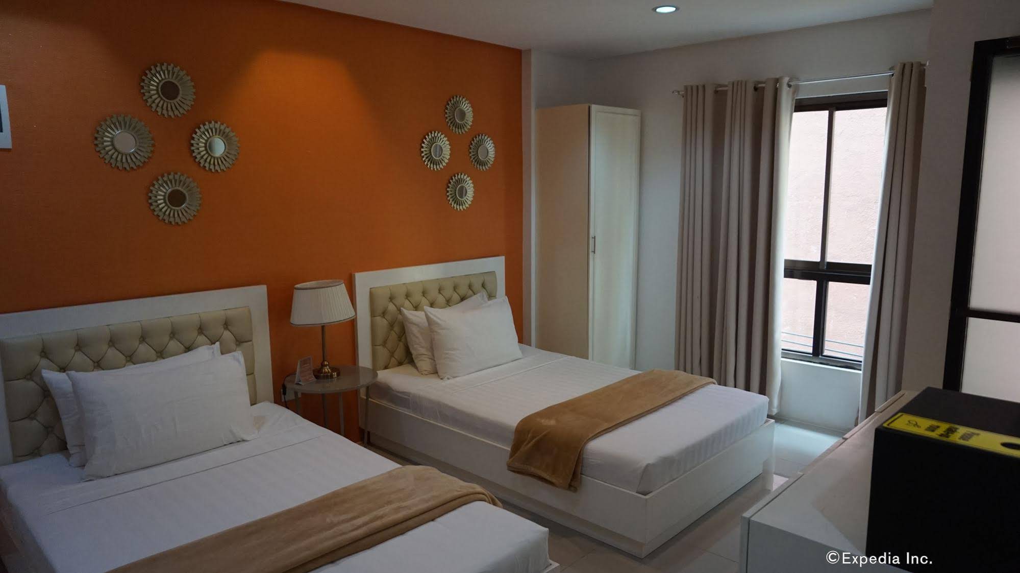 Baymont Suites & Residences