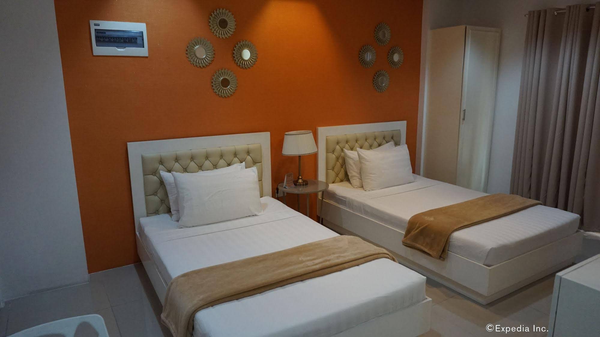 Baymont Suites & Residences
