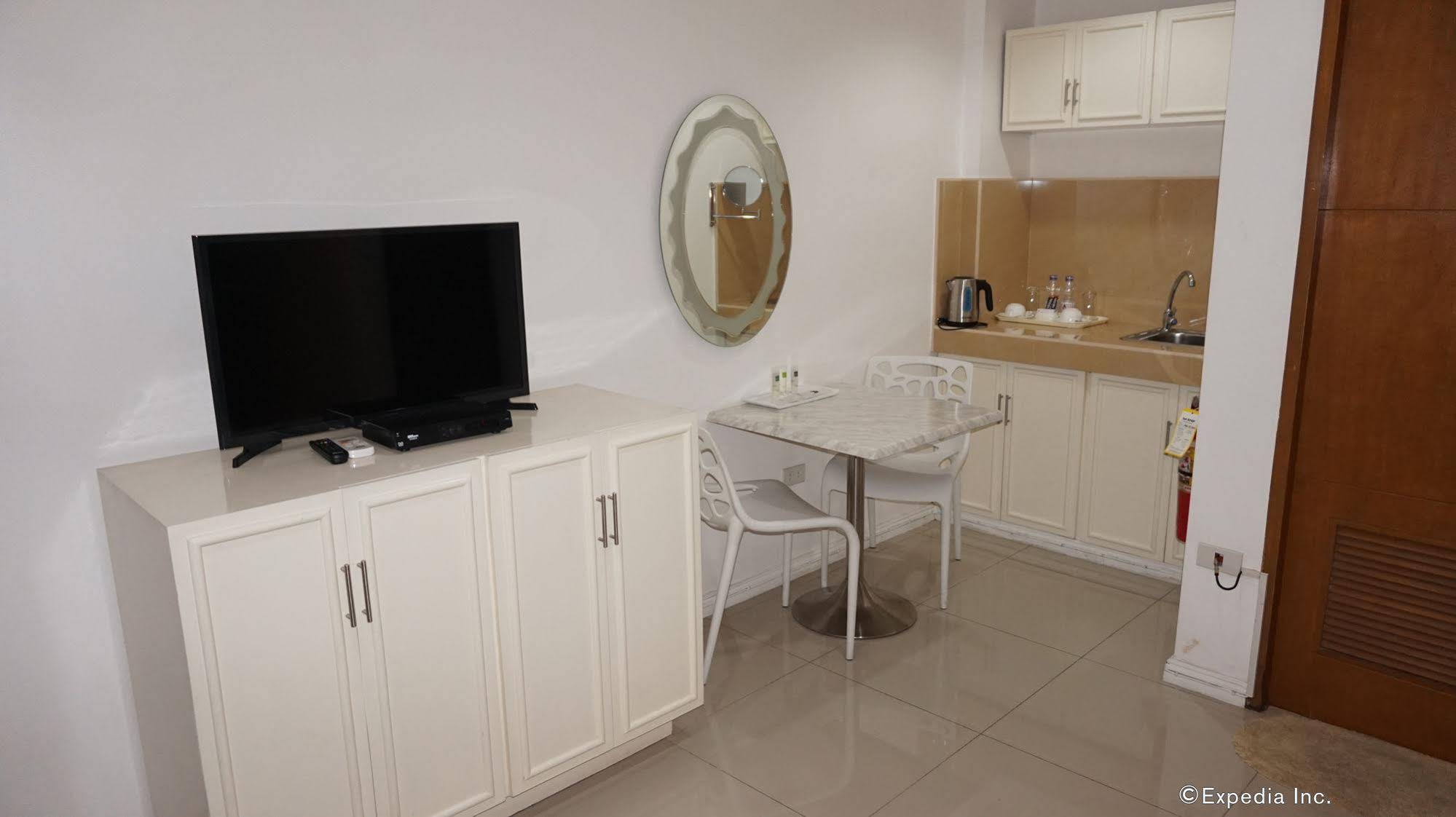 Baymont Suites & Residences