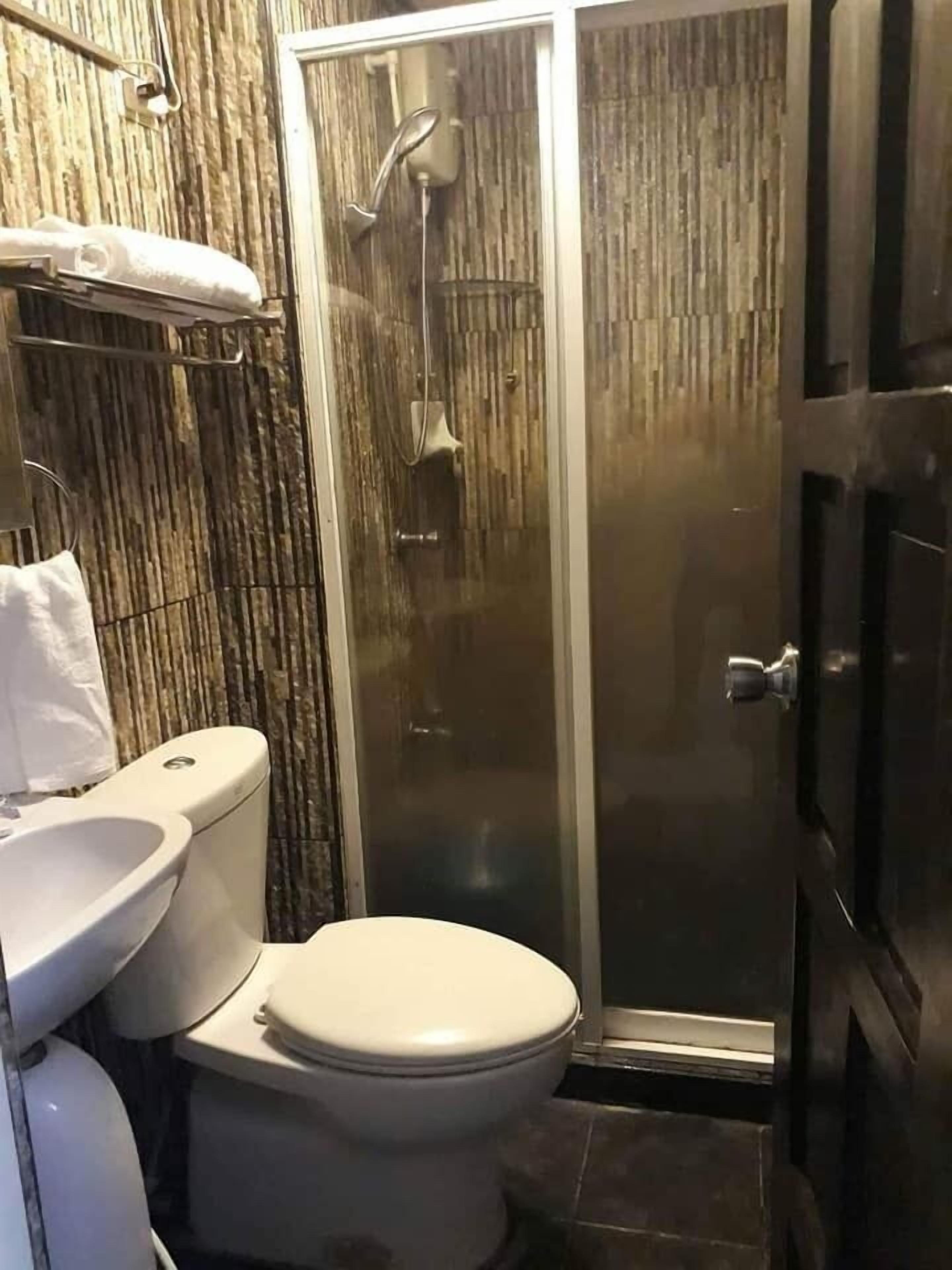 Beverly Love Guesthouse Tower 3 Avida