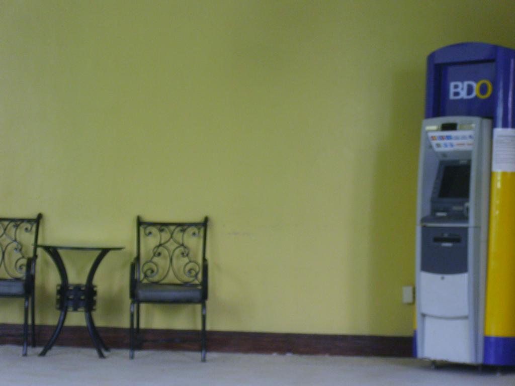 Airport Apartments Manila