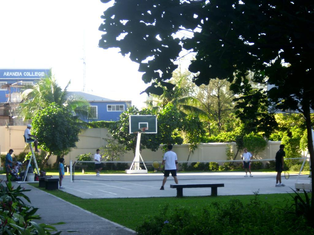 Airport Apartments Manila