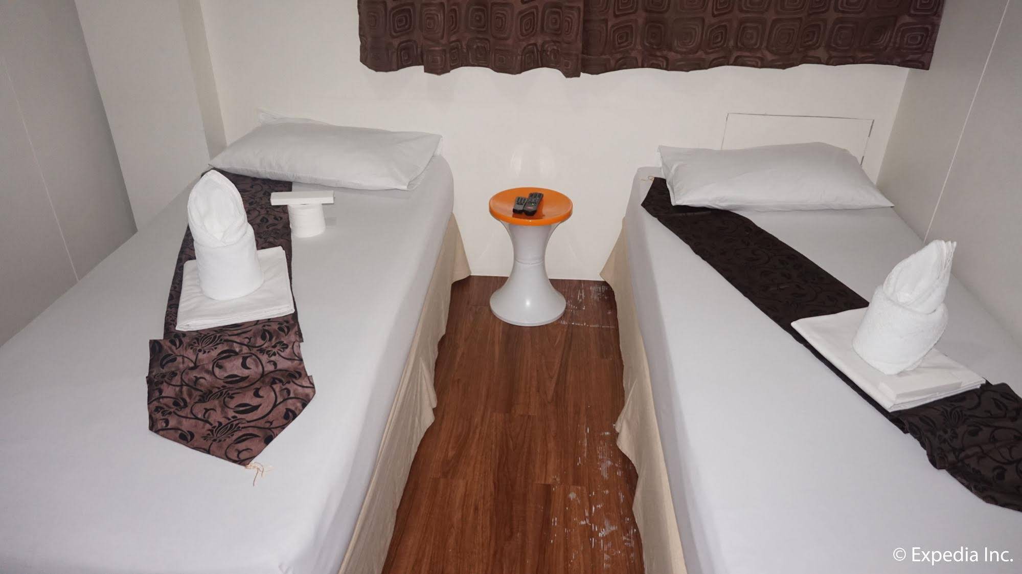 DG Budget Hotel Naia
