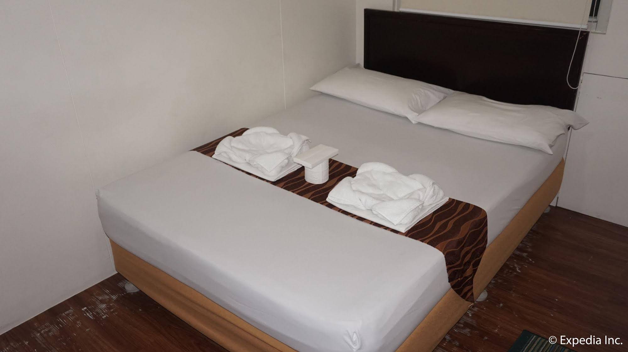 DG Budget Hotel Naia