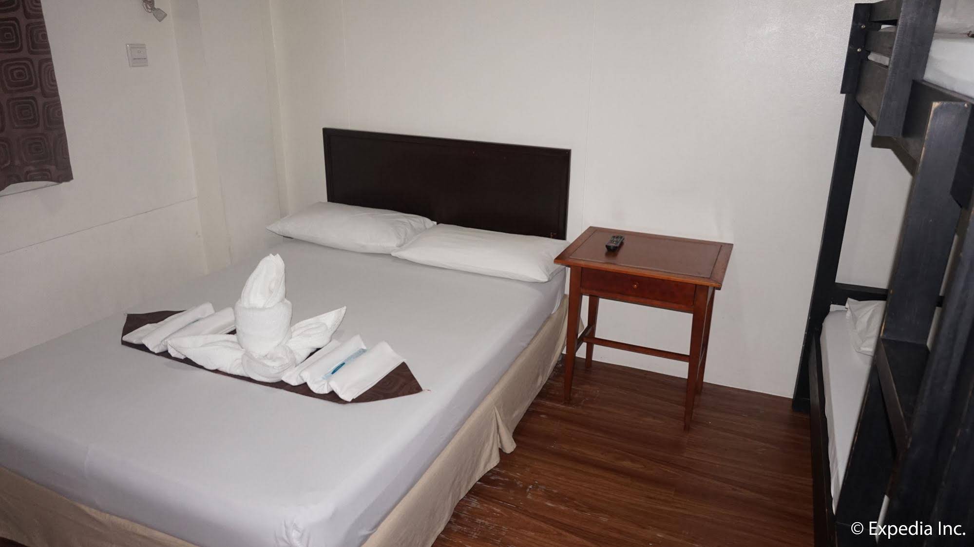 DG Budget Hotel Naia