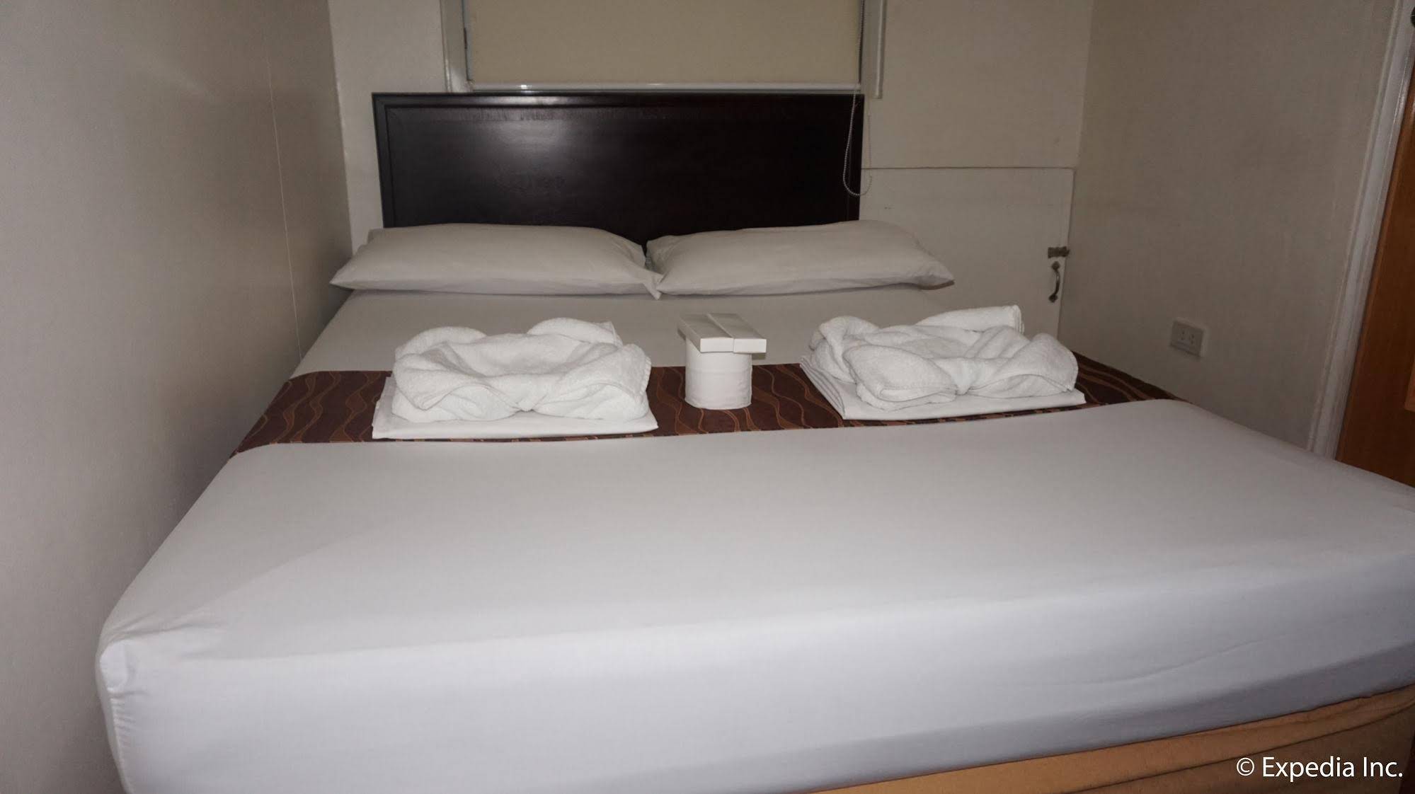 DG Budget Hotel Naia