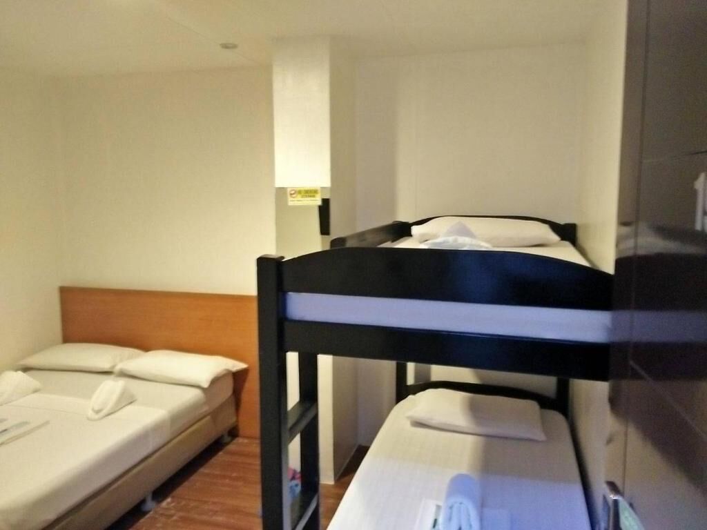 DG Budget Hotel Naia by OYO