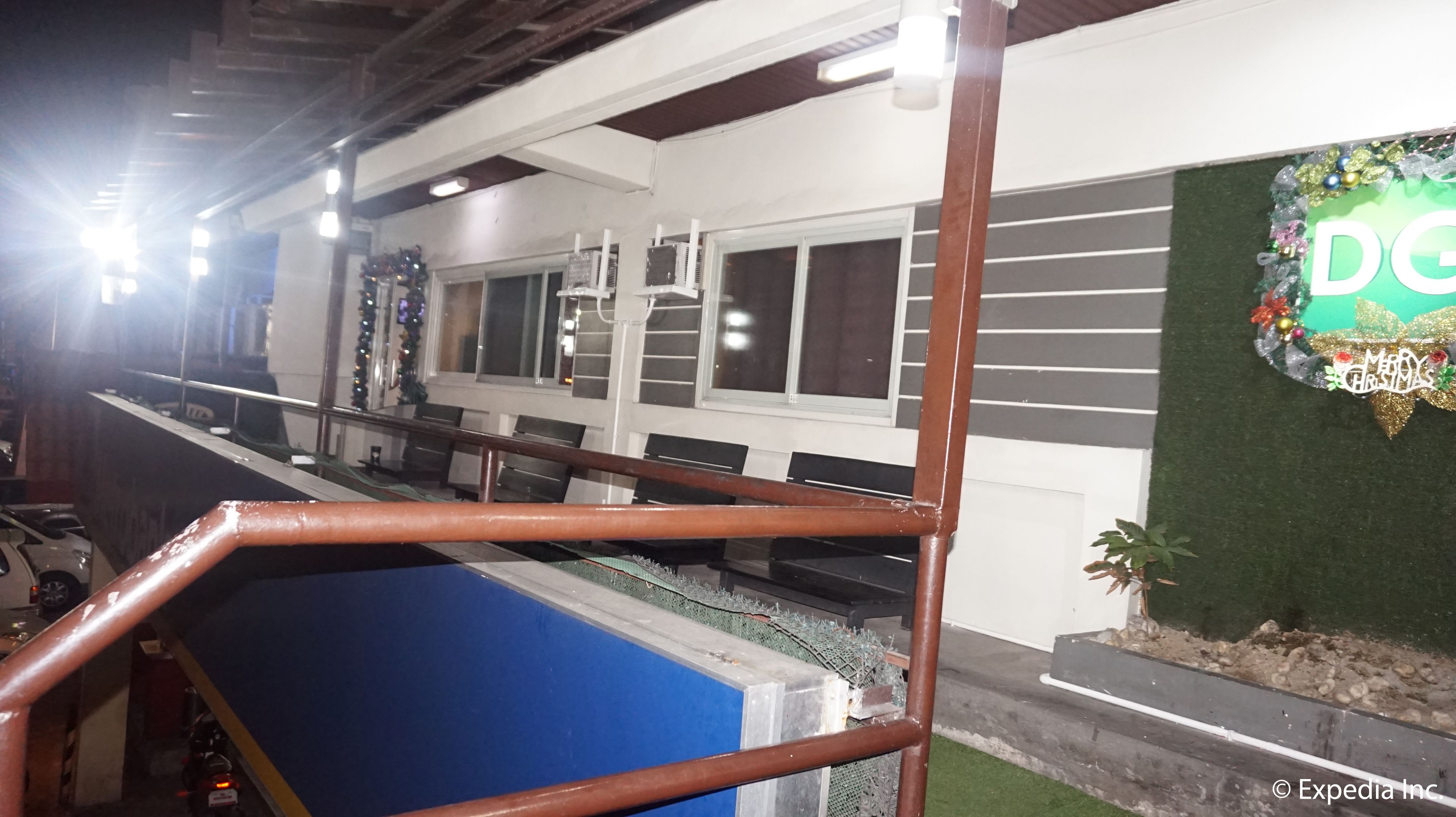 DG Budget Hotel Naia by OYO