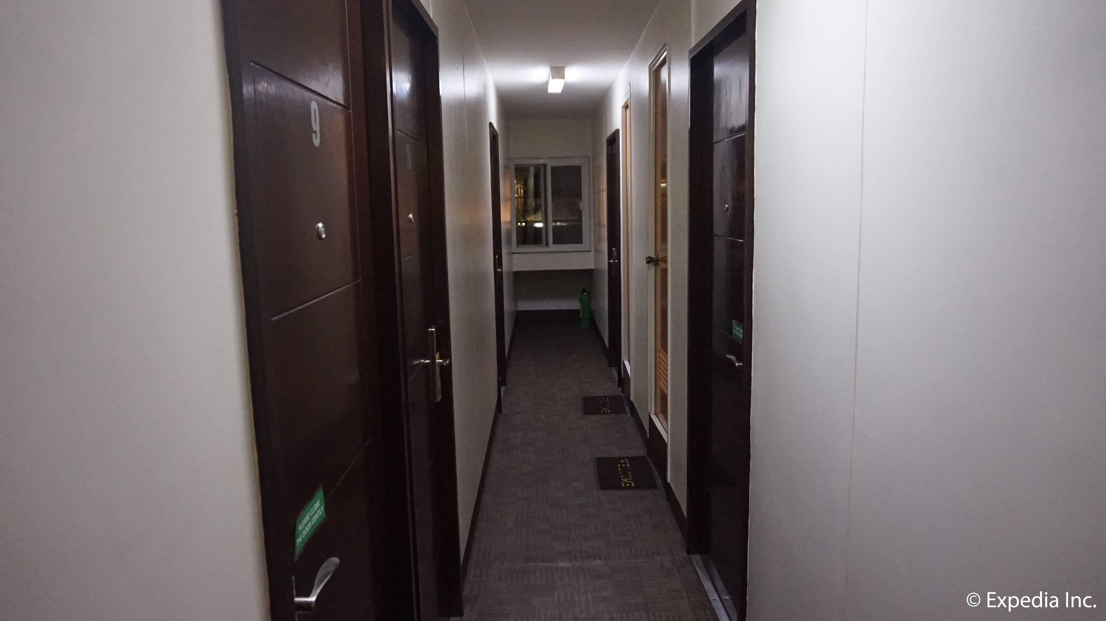 DG Budget Hotel Naia by OYO
