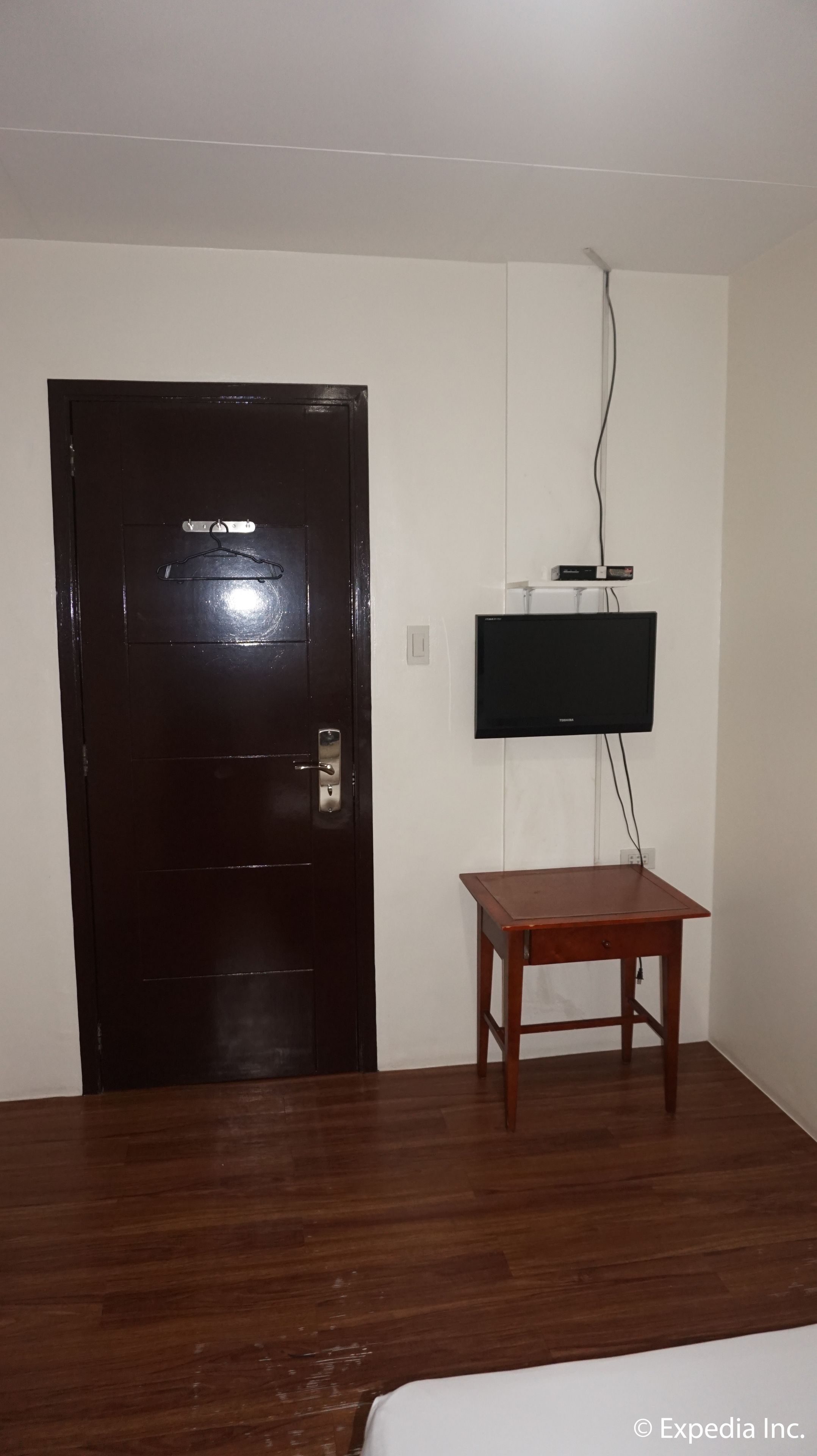 DG Budget Hotel Naia by OYO