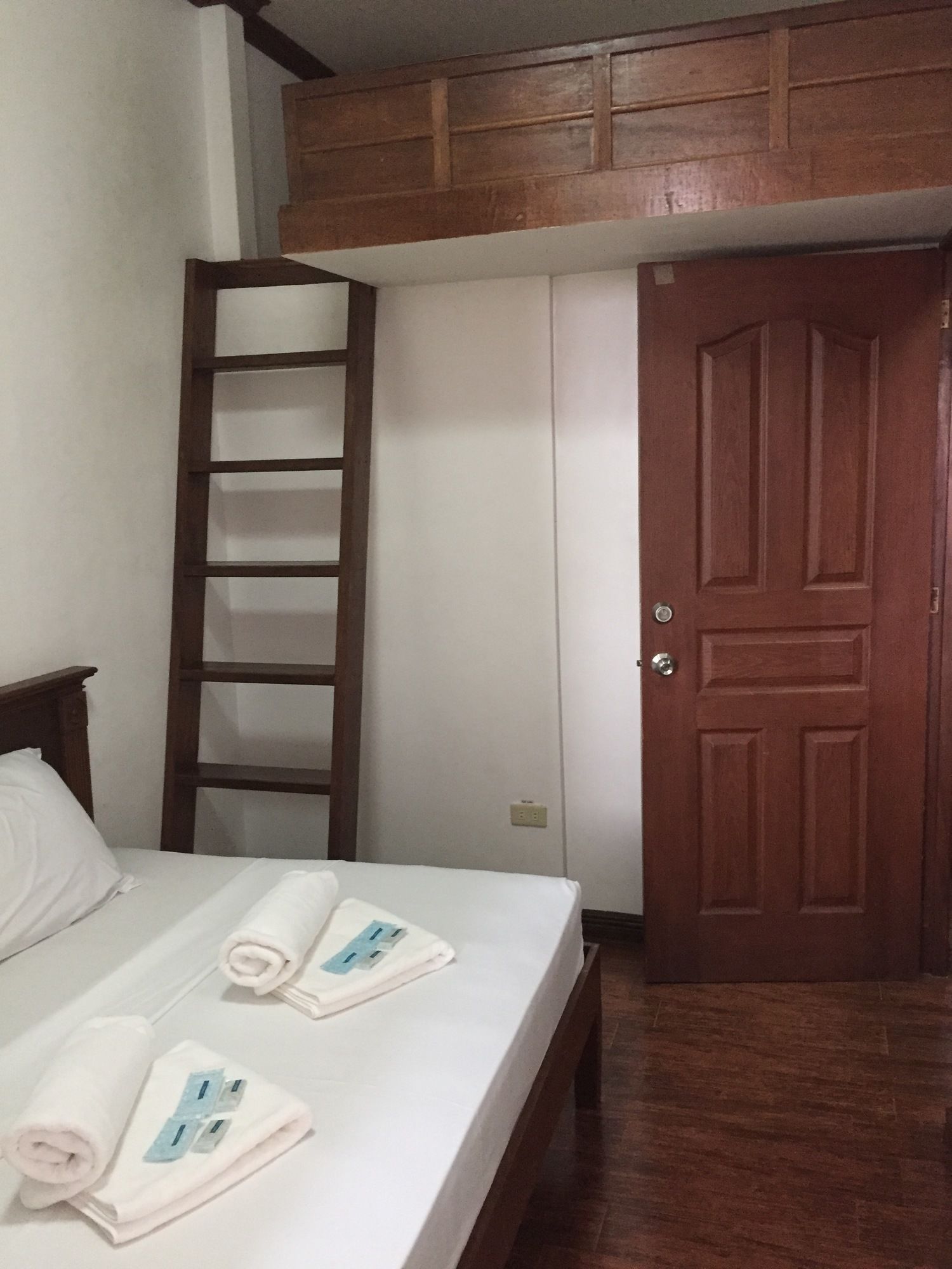 Isabelle Royale Hotel