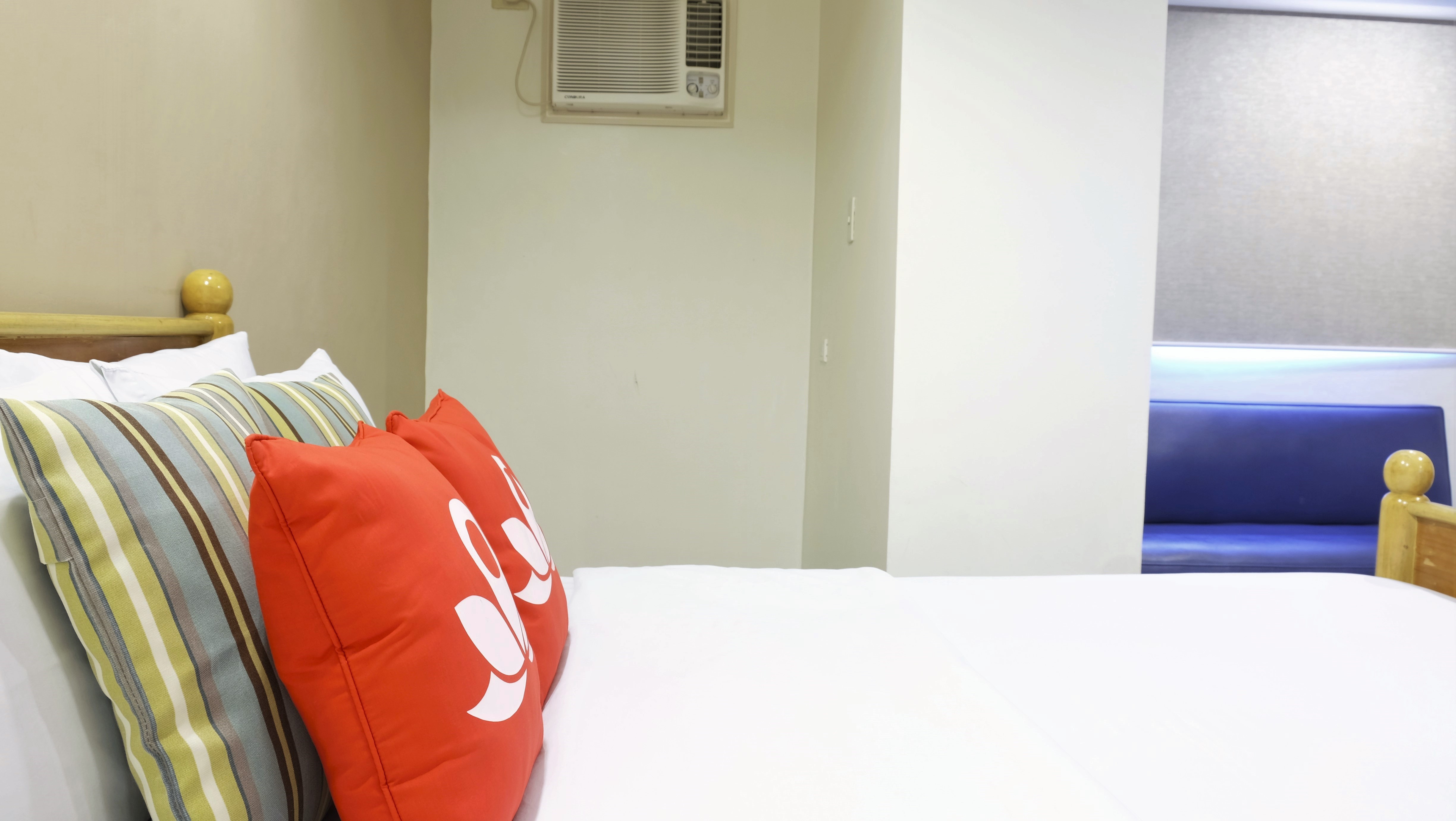 Nichols Airport Hotel by ZEN Rooms
